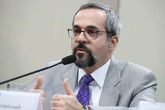 O ministro deve anunciar investimentos do Governo Federal para o Município.