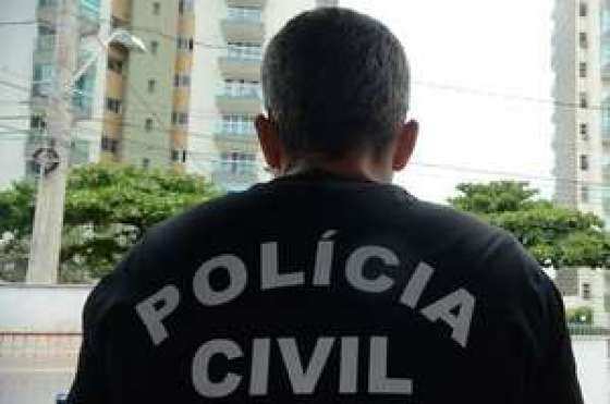 Polícia Civil cumpriu mandados contra delegado nesta quarta-feira