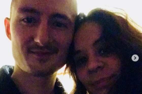 Procuradoria inglesa diz que assassino assistiu pornografia após o assassinato