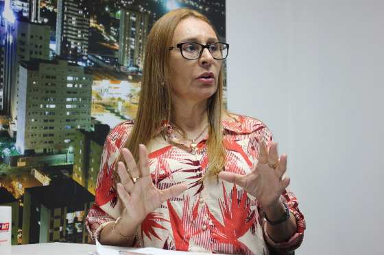 A secretária-adjunta de educação de Cuiabá, Edilene Machado