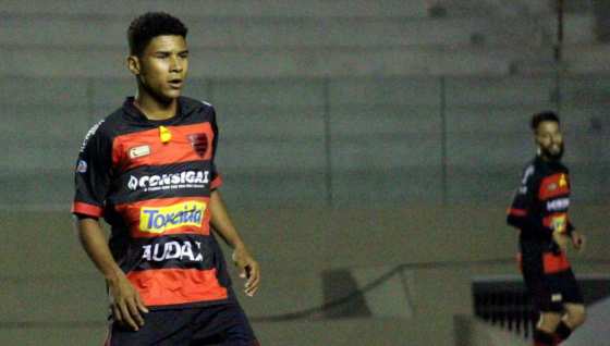 Kauã é o jogador mais jovem a estrear pelo Campeonato Brasileiro