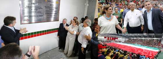 A prefeita Lucimar Campos e vários políticos participaram do evento.