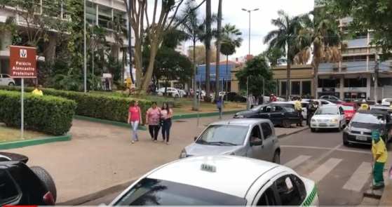 Os motoristas alegam que as vistorias não são claras e se poscionam contra a lei sancionada pelo prefeito Emanuel Pinheiro (MDB).