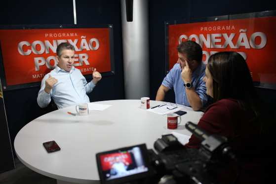 Governador Mauro Mendes fala sobre o recurso para pagar o 13º dos servidores.