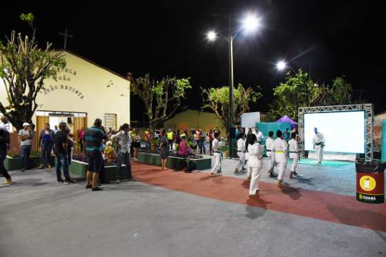 Entrega foi marcada por apresentações.