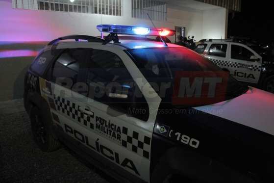 O grupo foi preso no Loteamento Paraíba, na noite de domingo (23).
