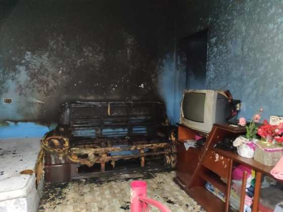 Mãe e filho ficaram feridos em incêndio em casa em Mogi das Cruzes 
