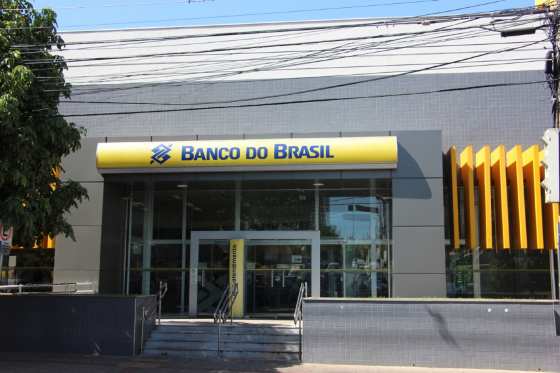 Dinheiro será disponibilizado sábado apenas para contas BB.