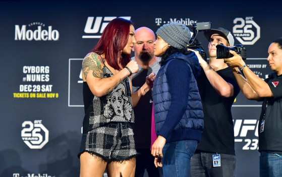 A derrota para Amanda Nunes, no UFC 232, em dezembro de 2018, ainda está na cabeça de Cris Cyborg