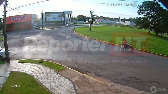 Imagem de motociclista apontado como suspeito de ser o autor do estupro contra uma jovem de 26 anos.