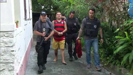 Rogério Silva Guinard, um dos integrantes da Torcida Jovem do Flamengo, foi preso na Ilha do Governador 