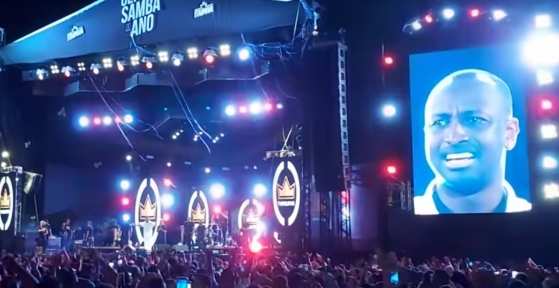Nas redes sociais, vídeos desse show começaram a rodar e os fãs foram compreensivos