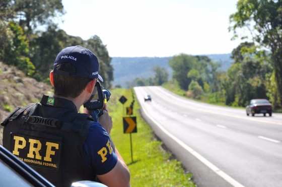 Ao determinar a retomada da utilização dos radares, na semana passada, o juiz disse que a suspensão da fiscalização desrespeitou competência do Contran