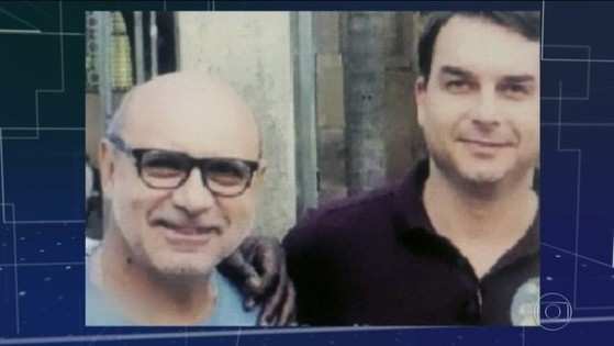 Coaf cita pagamento de título bancário de R$ 1 milhão em relatório sobre Flávio Bolsonaro.