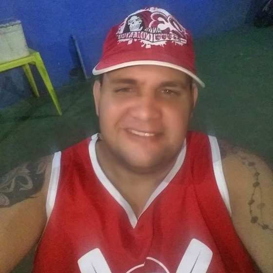 Cristiano Lima da Silva, 39 anos, não resistiu aos ferimentos e morreu no hospital.