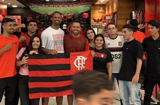 Pelo Flamengo, o goleiro conquistou o Brasileirão de 2009