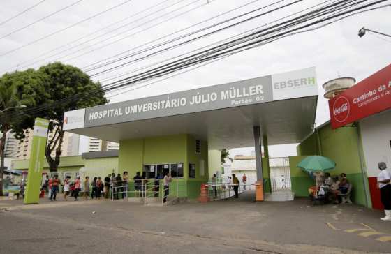 A liminar proferida pela juíza Mara Oribe, titular da 8ª Vara do Trabalho de Cuiabá
