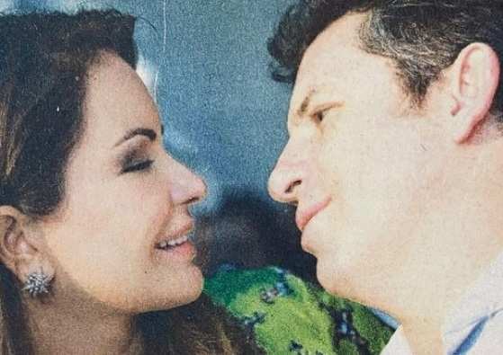 O casal celebrou a data nas redes sociais nesta terça-feira (04).