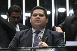 Parada no Senado, PEC do fim da escala 6x1 está longe de ser votada