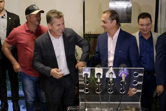 O governador anunciou que o deputado Wilson Santos passa a integrar a base do governo na Assembleia.