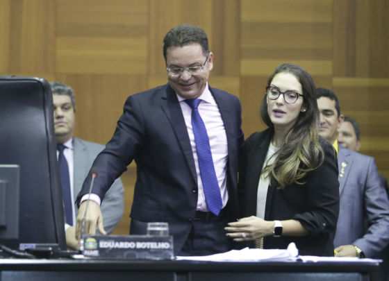 A PEC teve o apoio do presidente Eduardo Botelho à participação da deputada Janaina Riva.