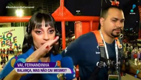 Repórter da RedeTV!, Fernanda Siccherolli passou mal ao vivo durante o Bastidores do Carnaval