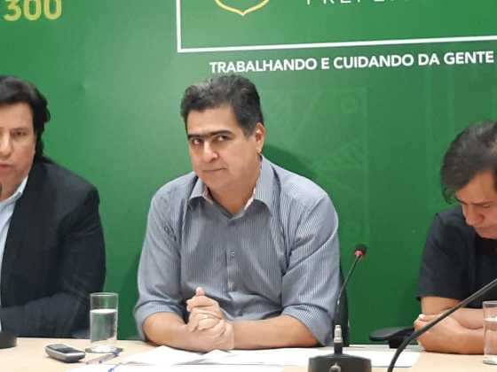 Emanuel Pinheiro se reúne em Brasília com representantes do governo para discutir verbas para Cuiabá.