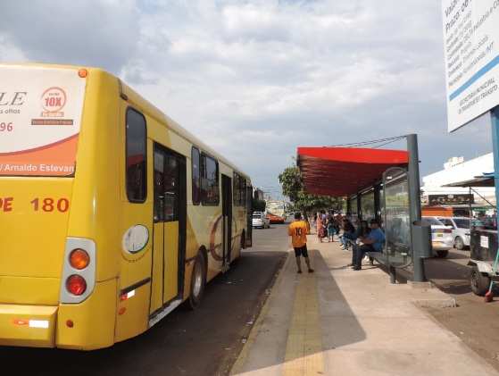 Ônibus deverão rodar com 50% da capacidade e com distância mínima entre os passageiros de 2 metros