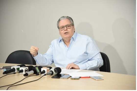 Secretário de saúde de Cuiabá não vê como academias possam voltar a funcionar garantindo biossegurança.