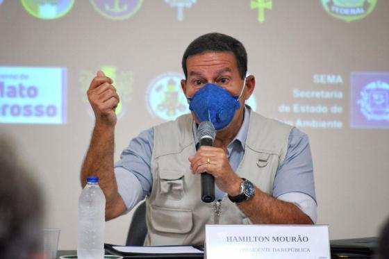 O vice-presidente da República, Hamilton Mourão, em Cuiabá neste domingo