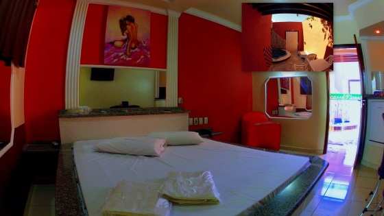 O acusado deu entrada no motel com uma menor de idade e uma jovem de 18 anos.
