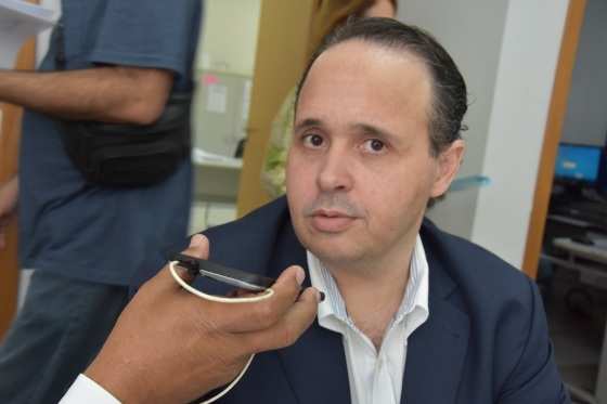 O secretário Alex Passos foi afastado do cargo após decisão da Justiça