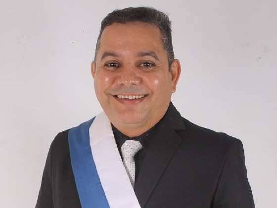 Jonas Rodrigues da Silva, mais conhecido como Jonas Canarinho.