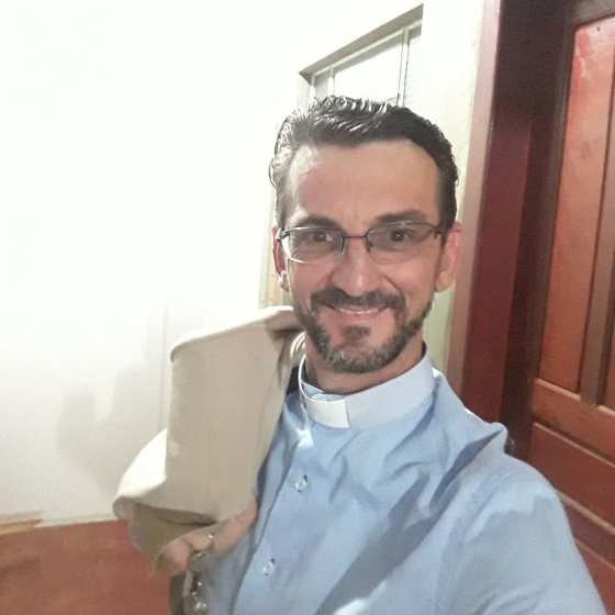 O Padre Ramiro disse que a menina estuprada 