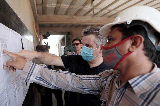 Mauro vistoriou as obras de construção de escola em Barra do Bugres