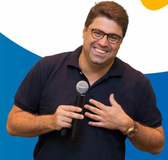 Coaching afirmava que a mente poderia neutralizar o vírus