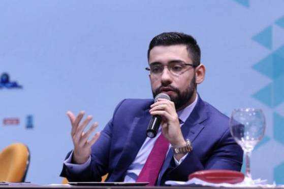 Advogado e Mestre em Direito Constitucional Rodrigo Cyrineu