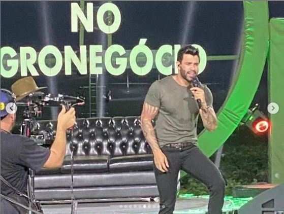 Gusttavo Lima fez live de uma lavoura em Sorriso
