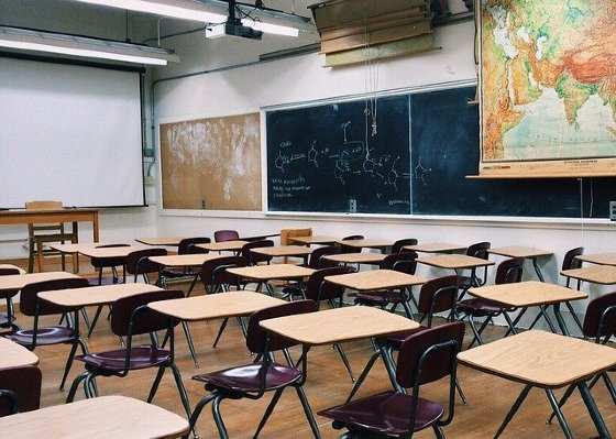 escola vazia