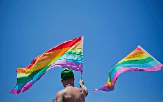 mideast_israel_gay_pr_fran.jpg