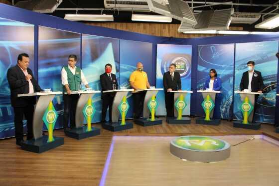 Oito disputam o comando do Palácio Alencastro