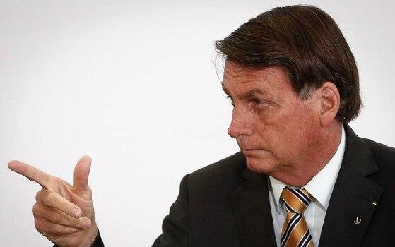 Bolsonaro assina MP que facilita trâmites para obras de ferrovias
