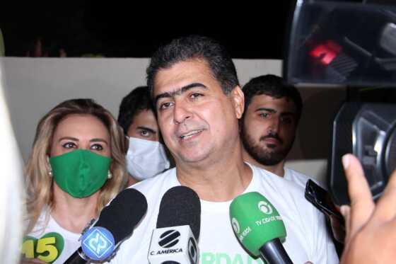 O prefeito defende que críticas são parte do processo e não pode ser um político mimado