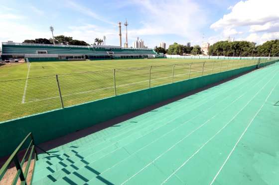Estádio tem novo gramado