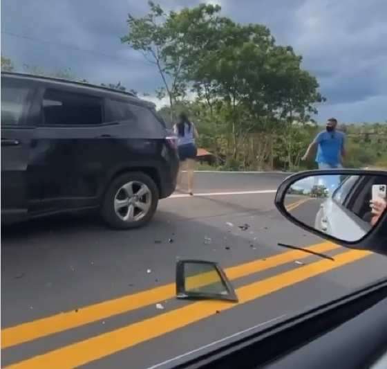Acidente aconteceu na tarde de domingo (13). 