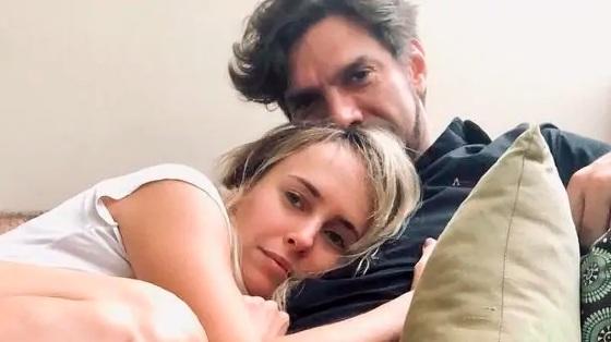 Fernanda Nobre expõe intimidades do relacionamento aberto com o marido
