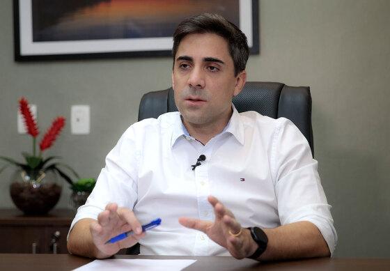 Secretário se reuniu com governador para debater assunto.