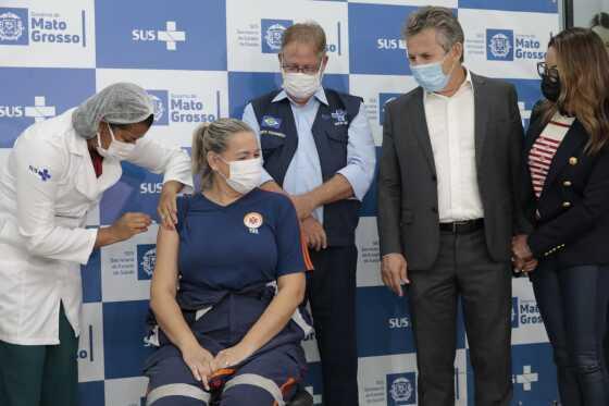 Nove profissionais da Saúde serão vacinados 