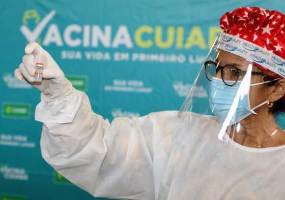 Cuiabá mantém 5 polos de vacinação