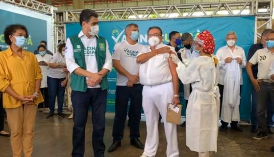 Tampinha é médico há 47 anos